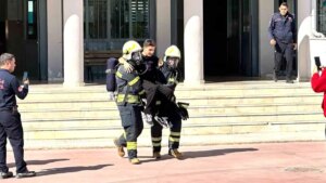 mugla fen lisesinde kapsamli deprem tatbikati gerceklestirildi jSW1zCpe.jpg